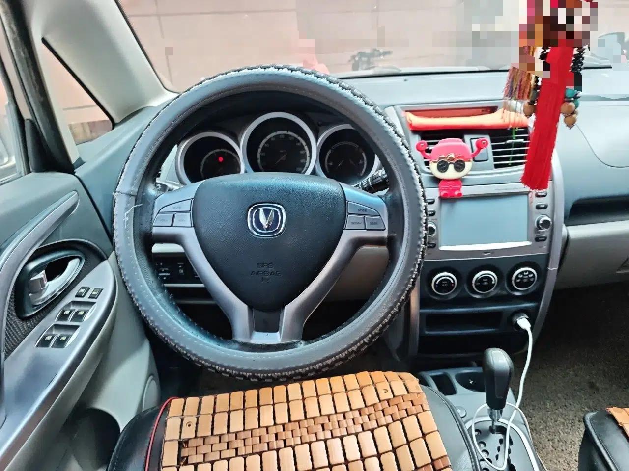 CHANGAN CX20 2011 1.3L Automatic Sport Edition — миниатюра 10