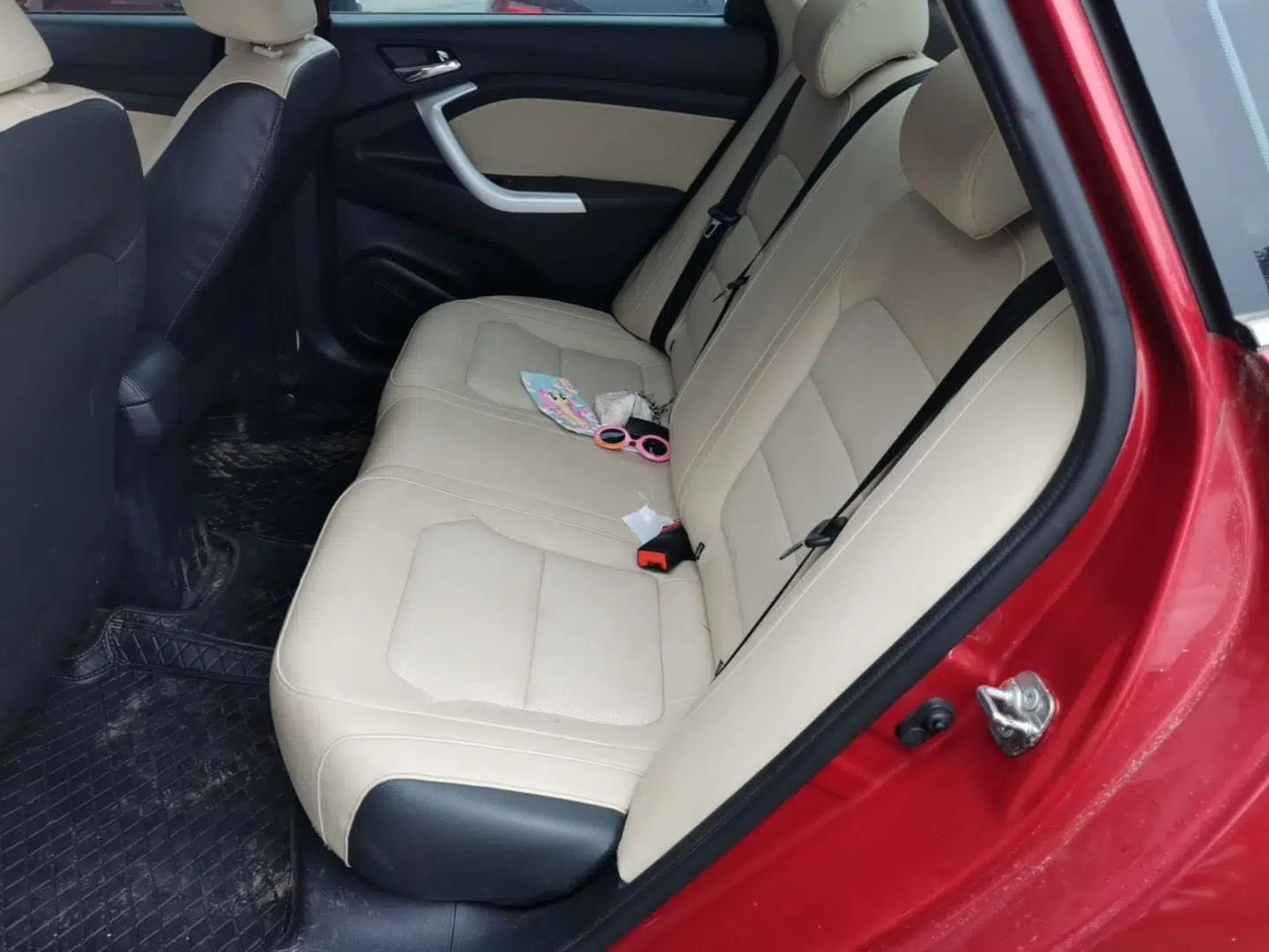 CHANGAN Alsvin V7 2016 1.6L Automatic Enjoyment Model China V Standard — миниатюра 20