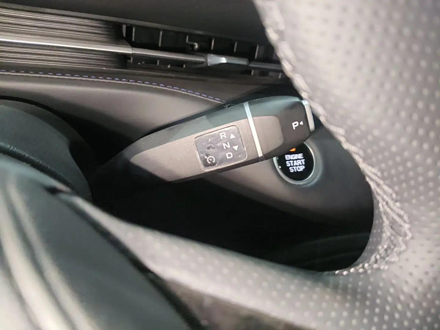 CHANGAN Eado PHEV 2025 Smart New Blue Whale 145KM Battleship Edition — миниатюра 21