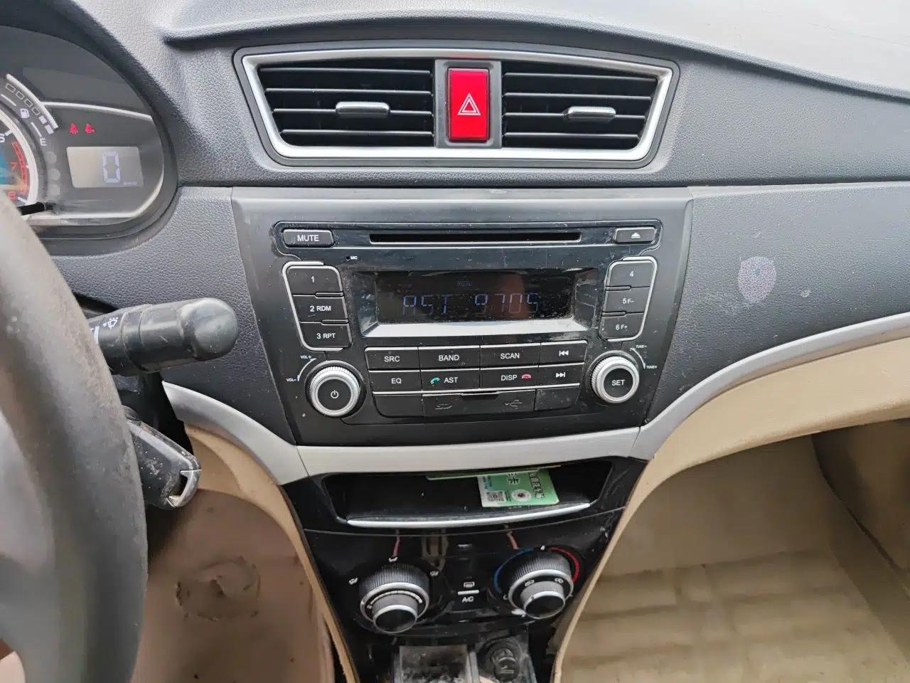 Great Wall C30 2016 1.5L Manual Comfort Model — миниатюра 13