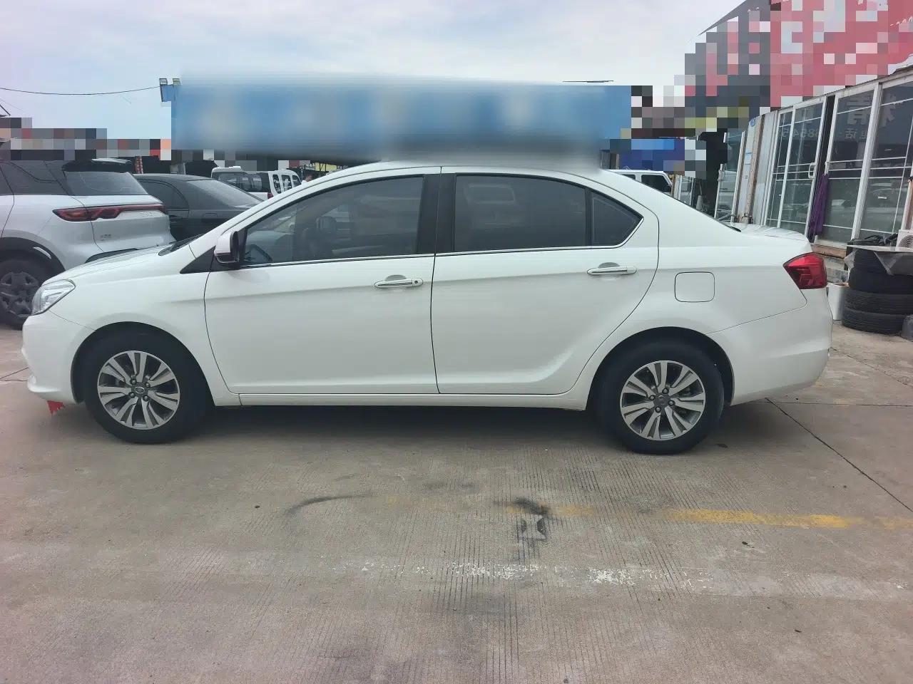 Great Wall C30 2016 1.5L Manual Luxury Model — миниатюра 8