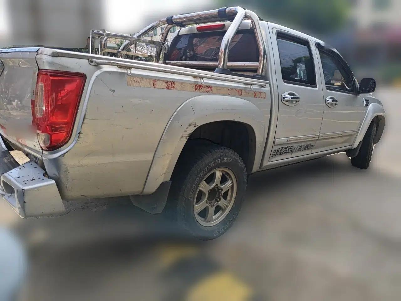 Great Wall Wingle 6 2014 2.4L Two-Wheel Drive Elite Version 4G69 — миниатюра 6