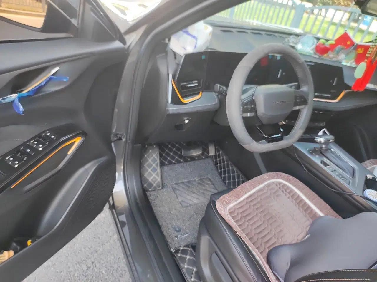 CHANGAN OSHAN X5 PLUS 2023 1.5T DCT Pioneer Edition — миниатюра 16