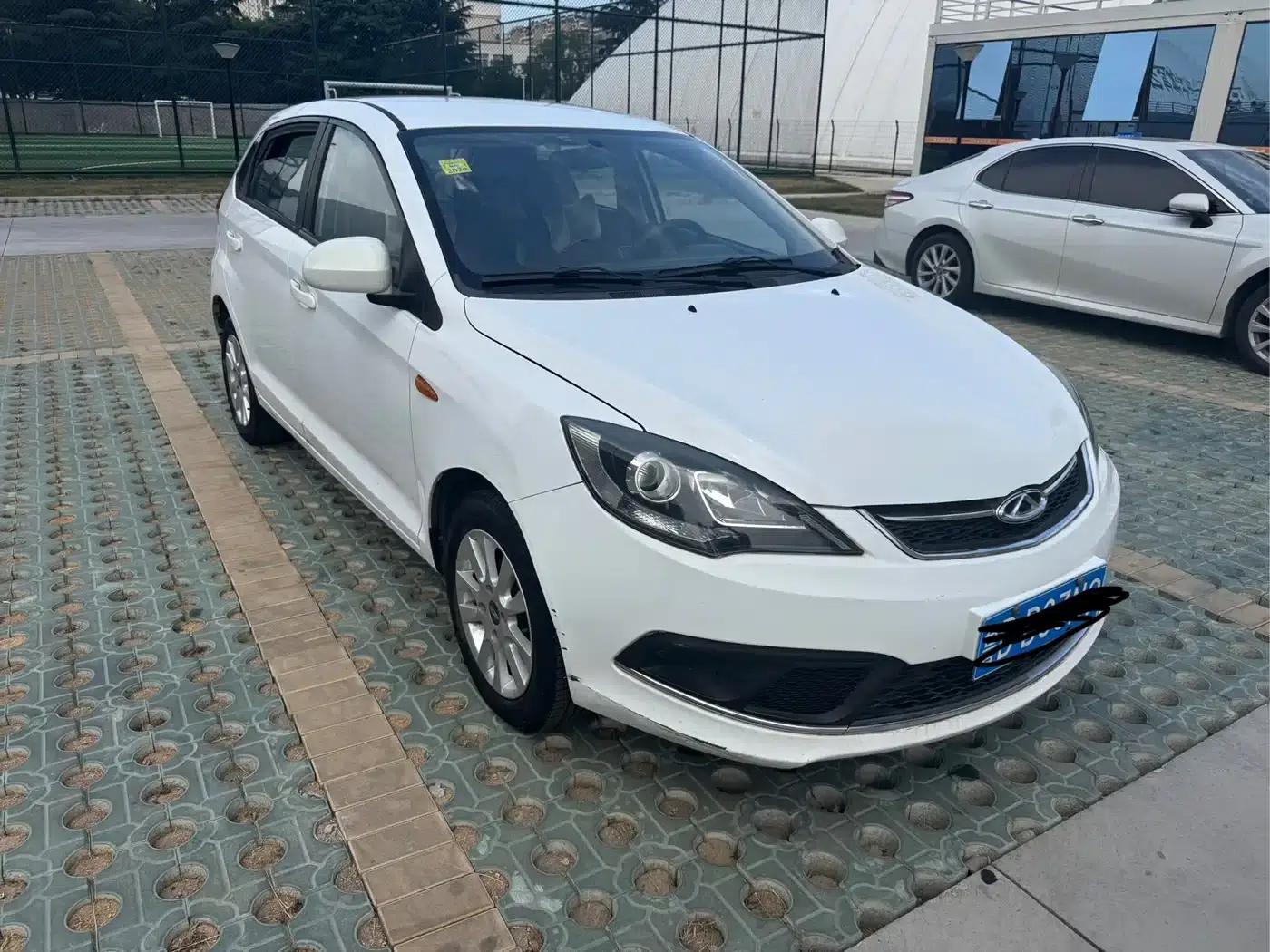 Fengyun 2 2015 1.5L Manual Elite Edition — миниатюра 14