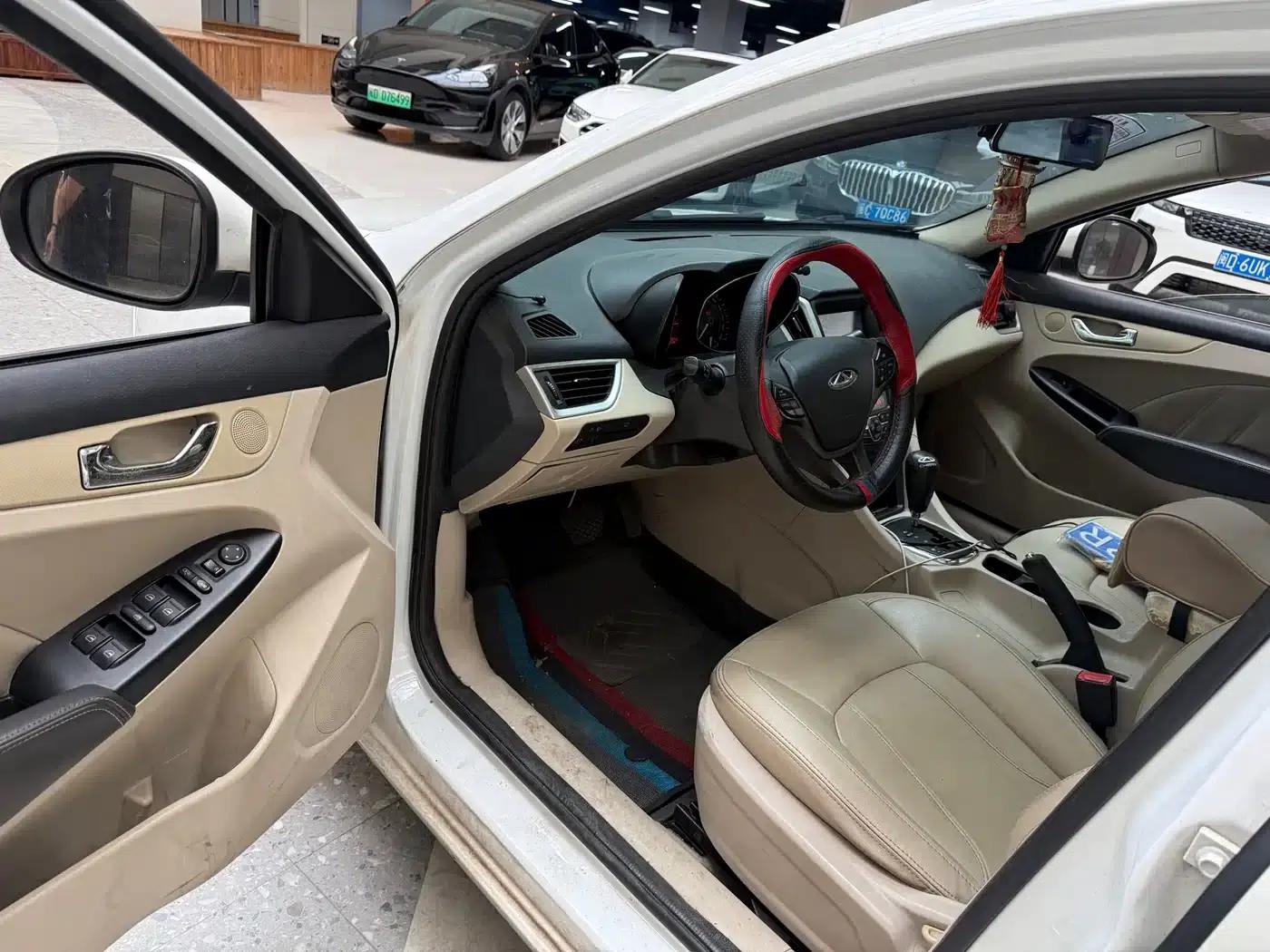 Chery Arrizo 7 2016 1.6L CVT Premium Edition — миниатюра 9