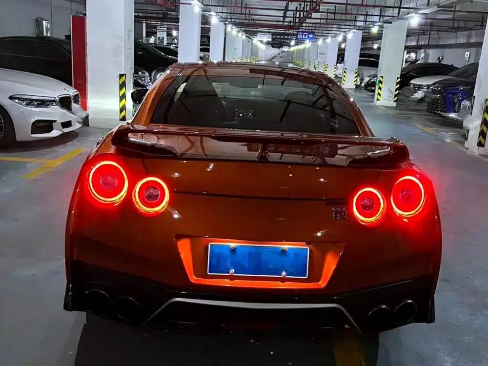 2017 Nissan GT-R 3.8T Flagship Edition — миниатюра 6