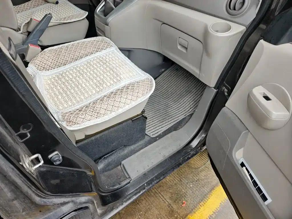 Nissan NV200 2013 1.6L Luxury Edition (China IV Emission Standard) — миниатюра 20
