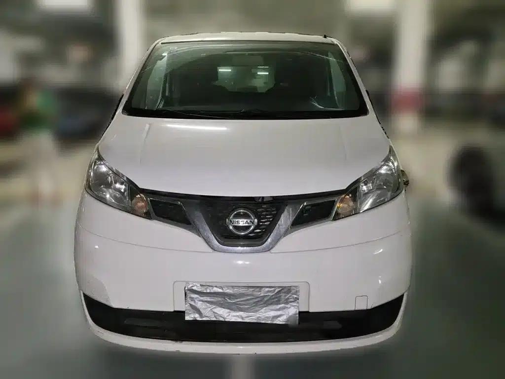 Nissan NV200 2016 Facelift 1.6L Manual Deluxe — миниатюра 24
