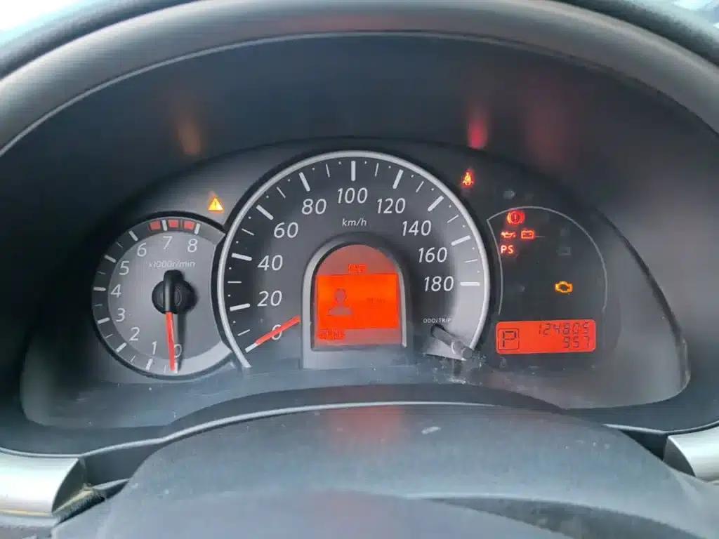 March 2010 1.5L Automatic Easy-Display Edition — миниатюра 12