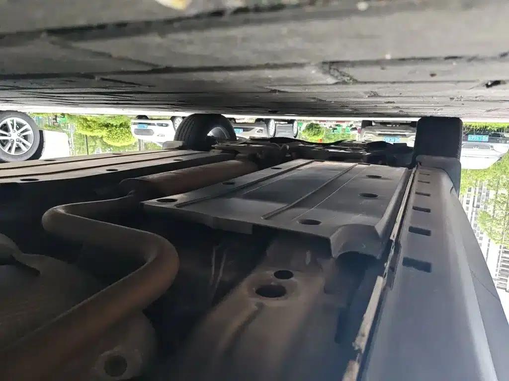 Roewe RX3 2018 1.6L CVT Internet Smart Edition — миниатюра 18