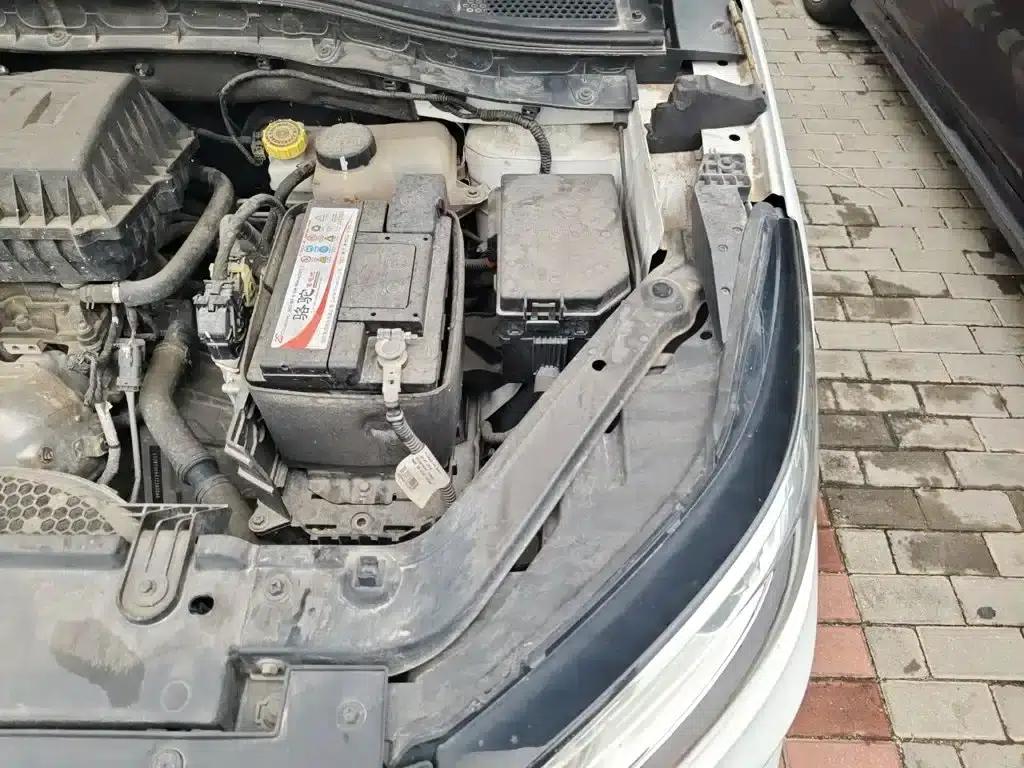 Roewe RX3 2018 1.6L CVT Internet Smart Edition — миниатюра 22