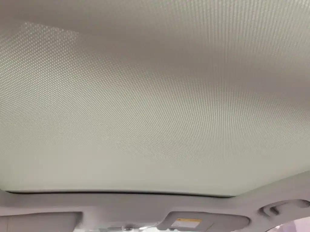 Roewe RX3 2020 1.6L CVT 4G Connected Super Cool Flagship Edition — миниатюра 18
