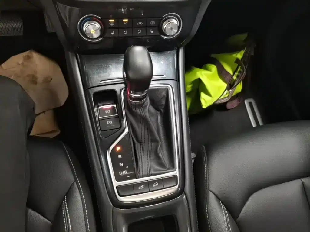 Roewe RX3 2018 18T Automatic Flagship Edition — миниатюра 14