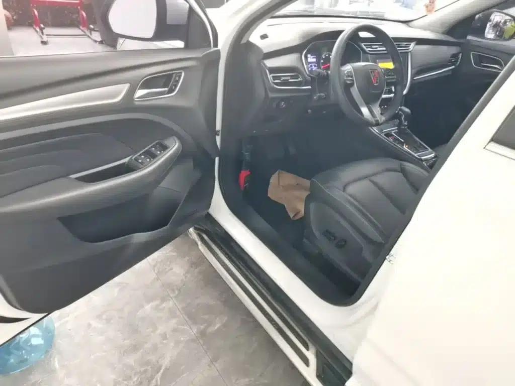 Roewe RX3 2018 18T Automatic Flagship Edition — миниатюра 16