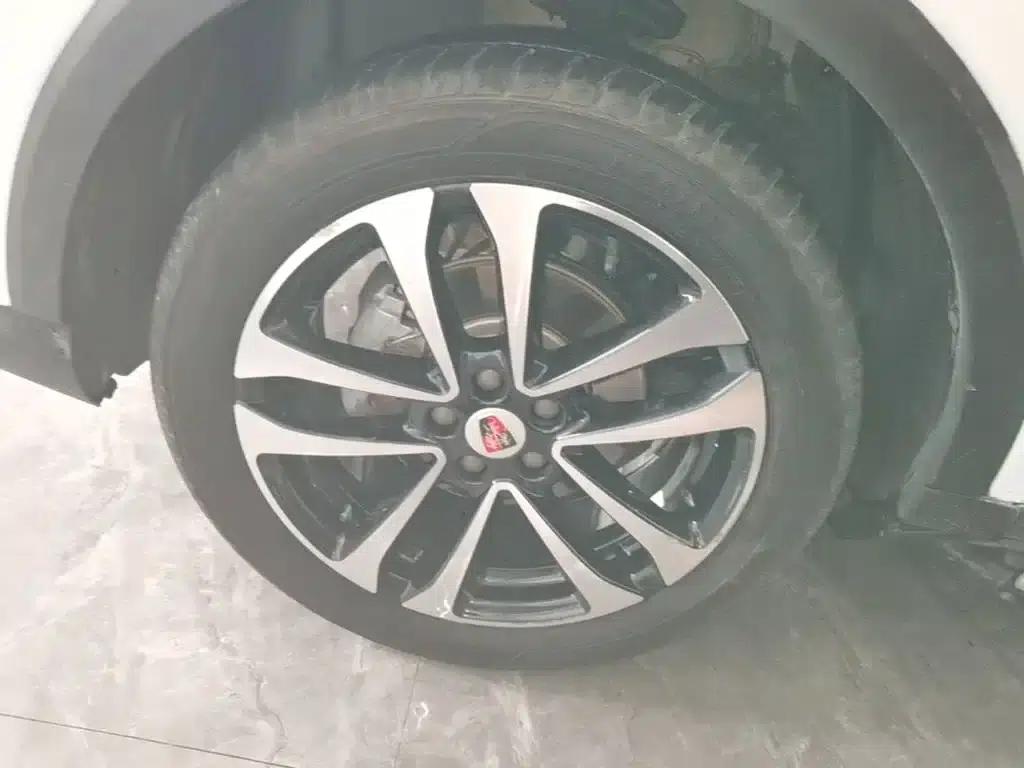 Roewe RX3 2018 18T Automatic Flagship Edition — миниатюра 23