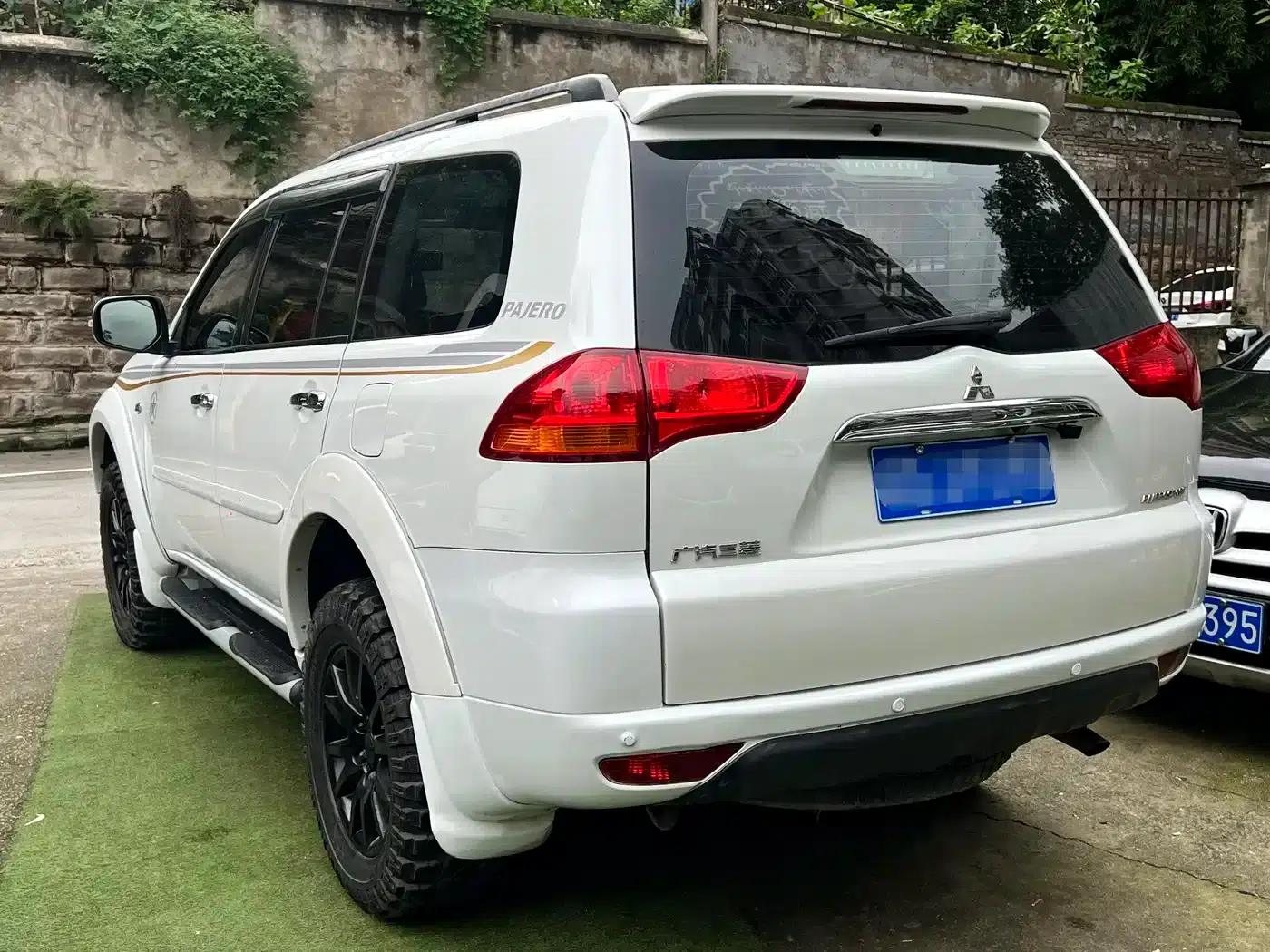 2013 Pajero Sport 3.0L Automatic 4WD Executive Edition — миниатюра 7