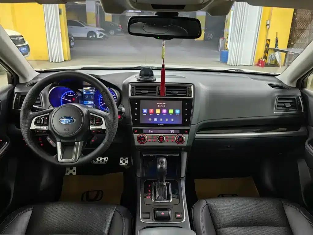 Legacy 2017 2.5i AWD Glory Edition EyeSight — миниатюра 13