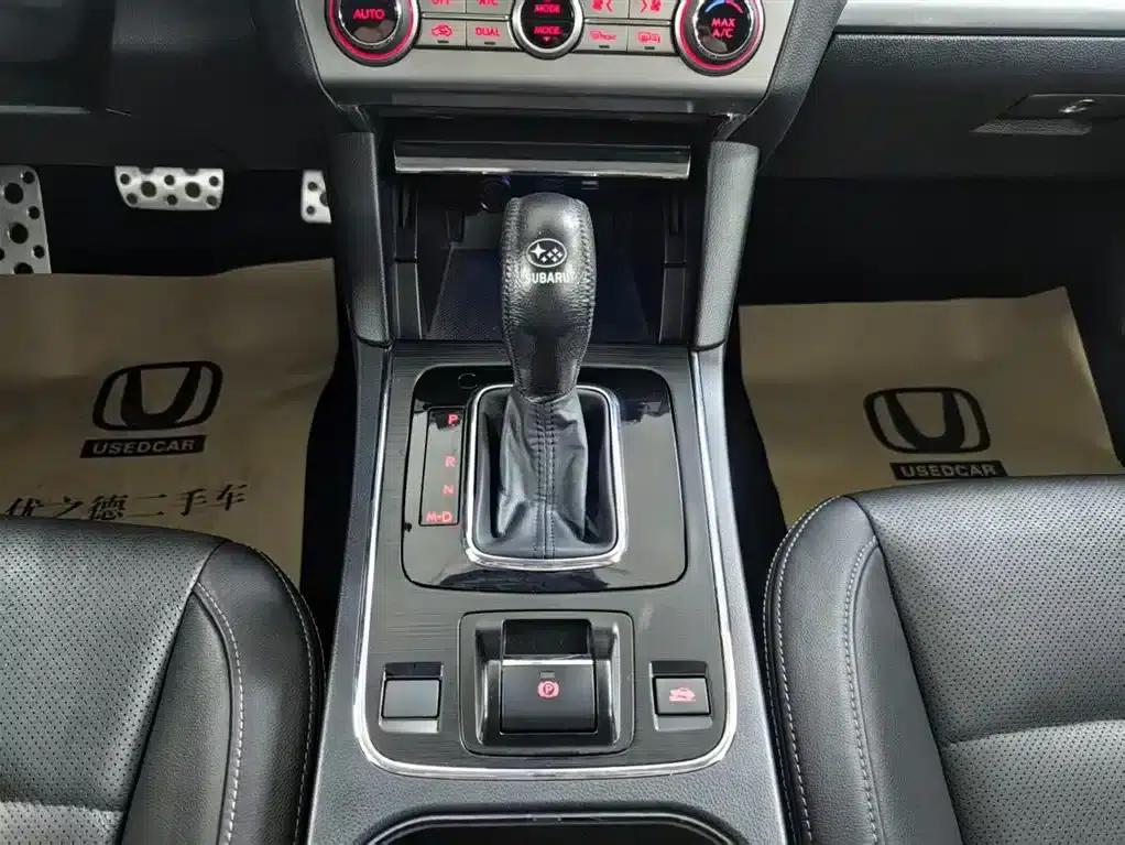 Legacy 2017 2.5i AWD Glory Edition EyeSight — миниатюра 16