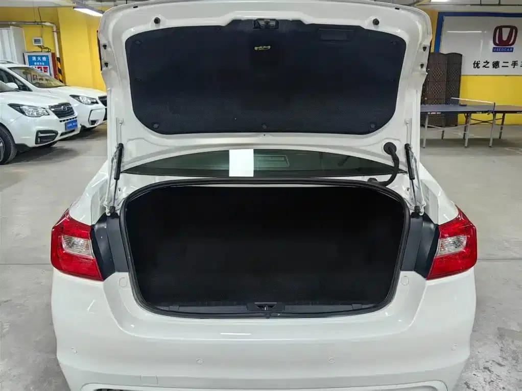 Legacy 2017 2.5i AWD Glory Edition EyeSight — миниатюра 9