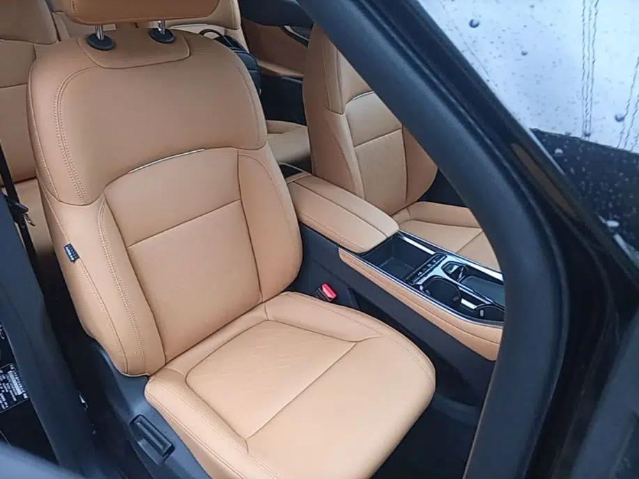 SAIC MAXUS G50 PHEV 2025 Leading Edition — миниатюра 24
