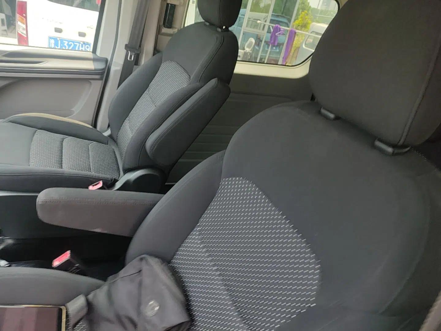 SAIC MAXUS Xintu V70 2023 2.0T Elite Edition Automatic Long Wheelbase Mid-Height 6/7 Seats — миниатюра 18