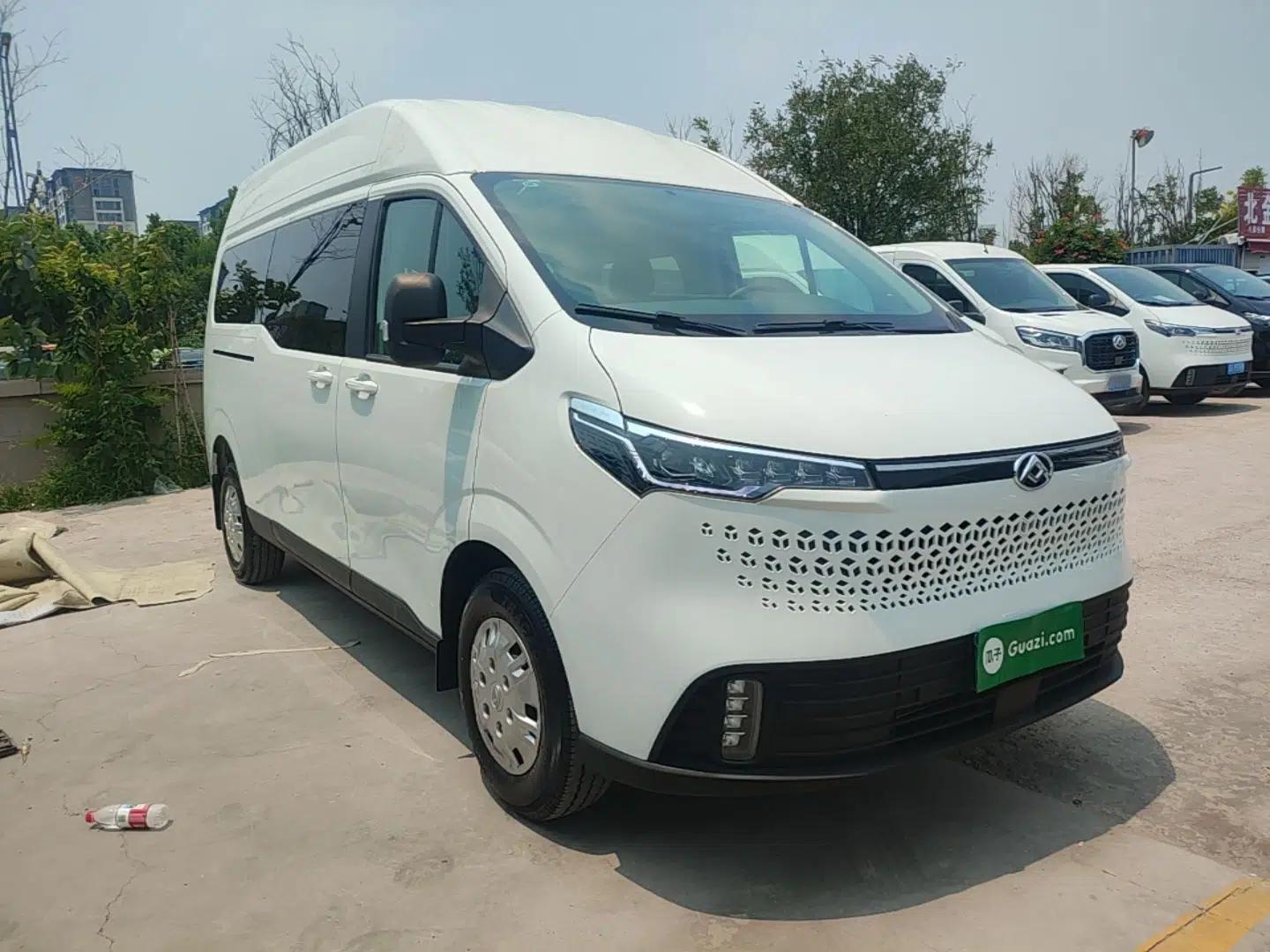 SAIC MAXUS Xintu V70 2023 2.0T Elite Edition Automatic Long Wheelbase Mid-Height 6/7 Seats — миниатюра 3