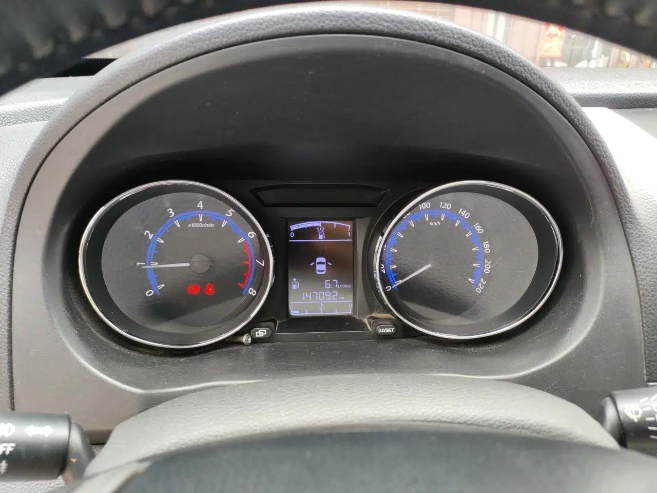 FORTHING S500 2016 1.6L Manual Luxury Model — миниатюра 11