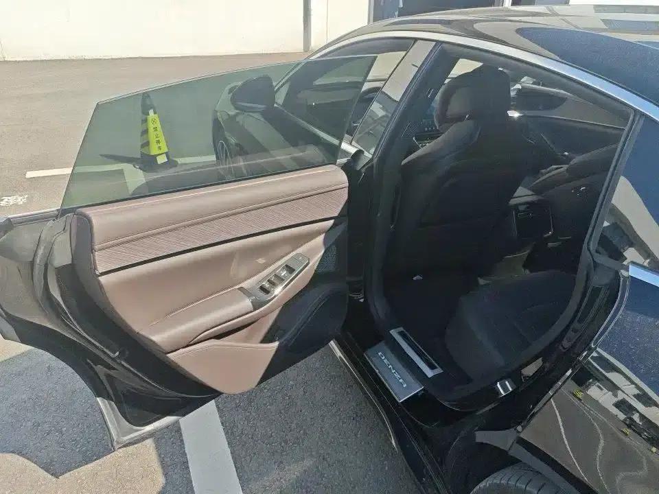 Denza Z9 2024 Model 1100km AWD Max Edition — миниатюра 6
