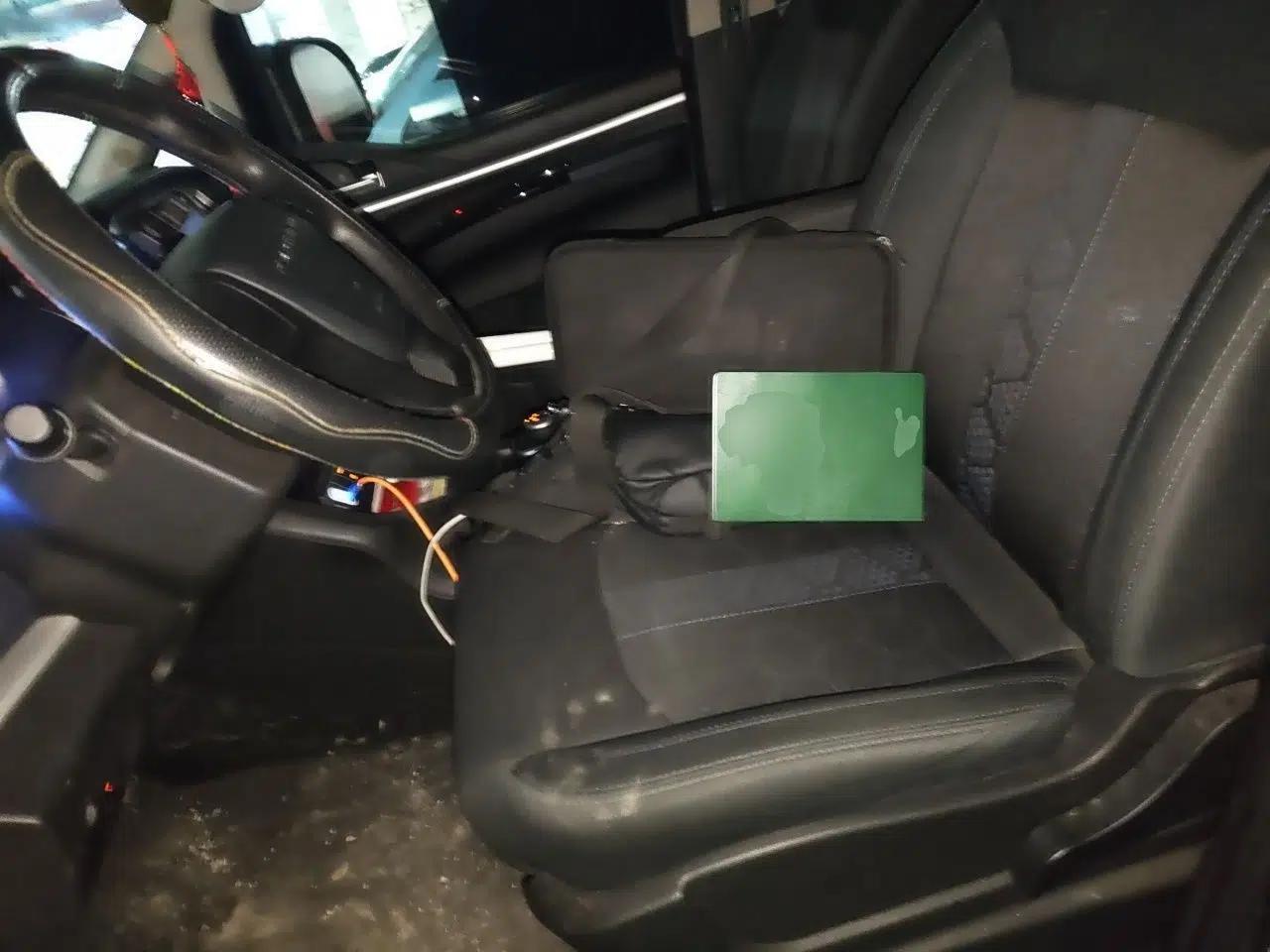 FORTHING Lingzhi M5 2024 460 km Range Passenger Version Standard Edition 7 Seats — миниатюра 15