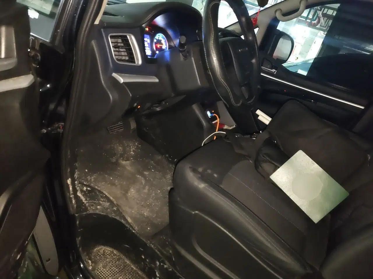 FORTHING Lingzhi M5 2024 460 km Range Passenger Version Standard Edition 7 Seats — миниатюра 16