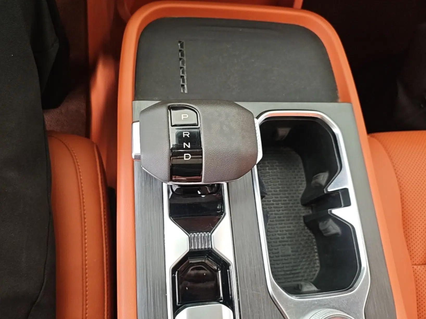 Dongfeng Zhengzhou Nissan Z9 GE PHEV 2025 135KM All-Wheel Drive Deluxe Edition — миниатюра 16