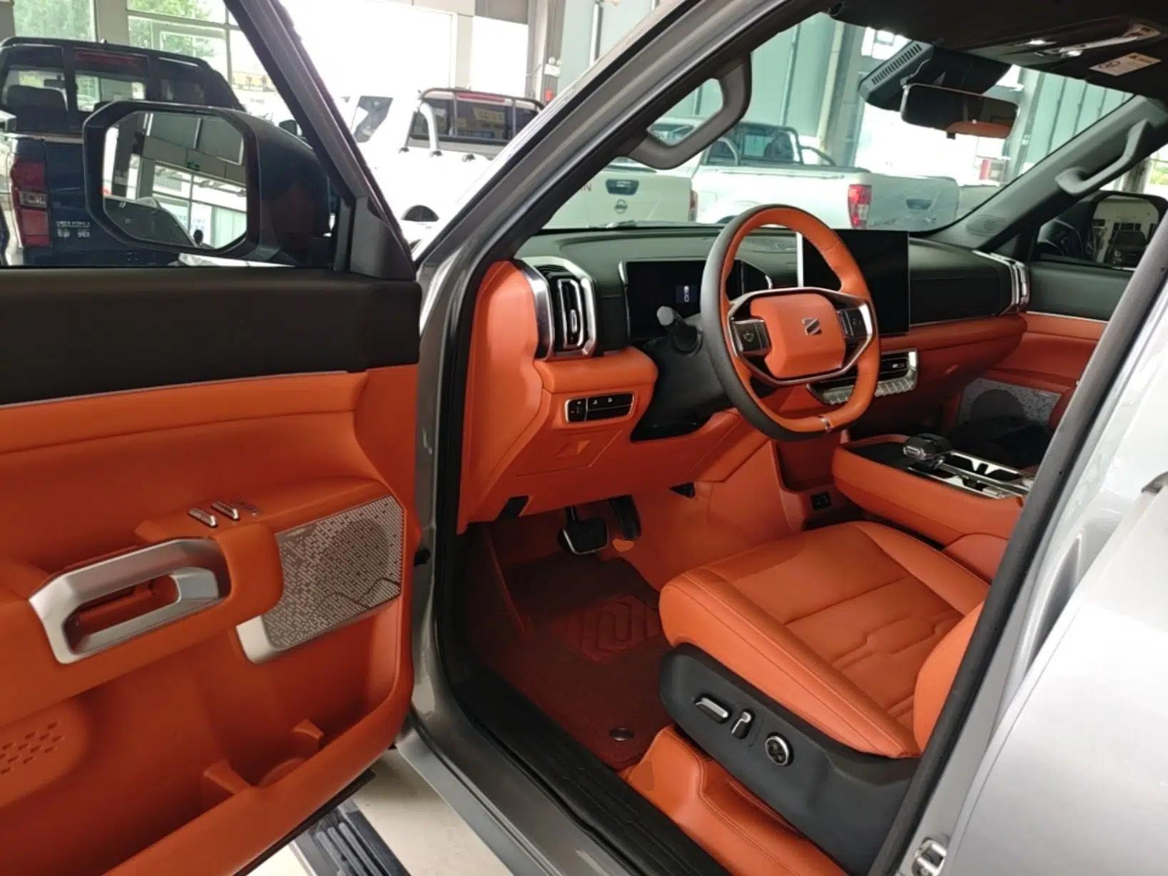 Dongfeng Zhengzhou Nissan Z9 GE PHEV 2025 135KM All-Wheel Drive Deluxe Edition — миниатюра 18