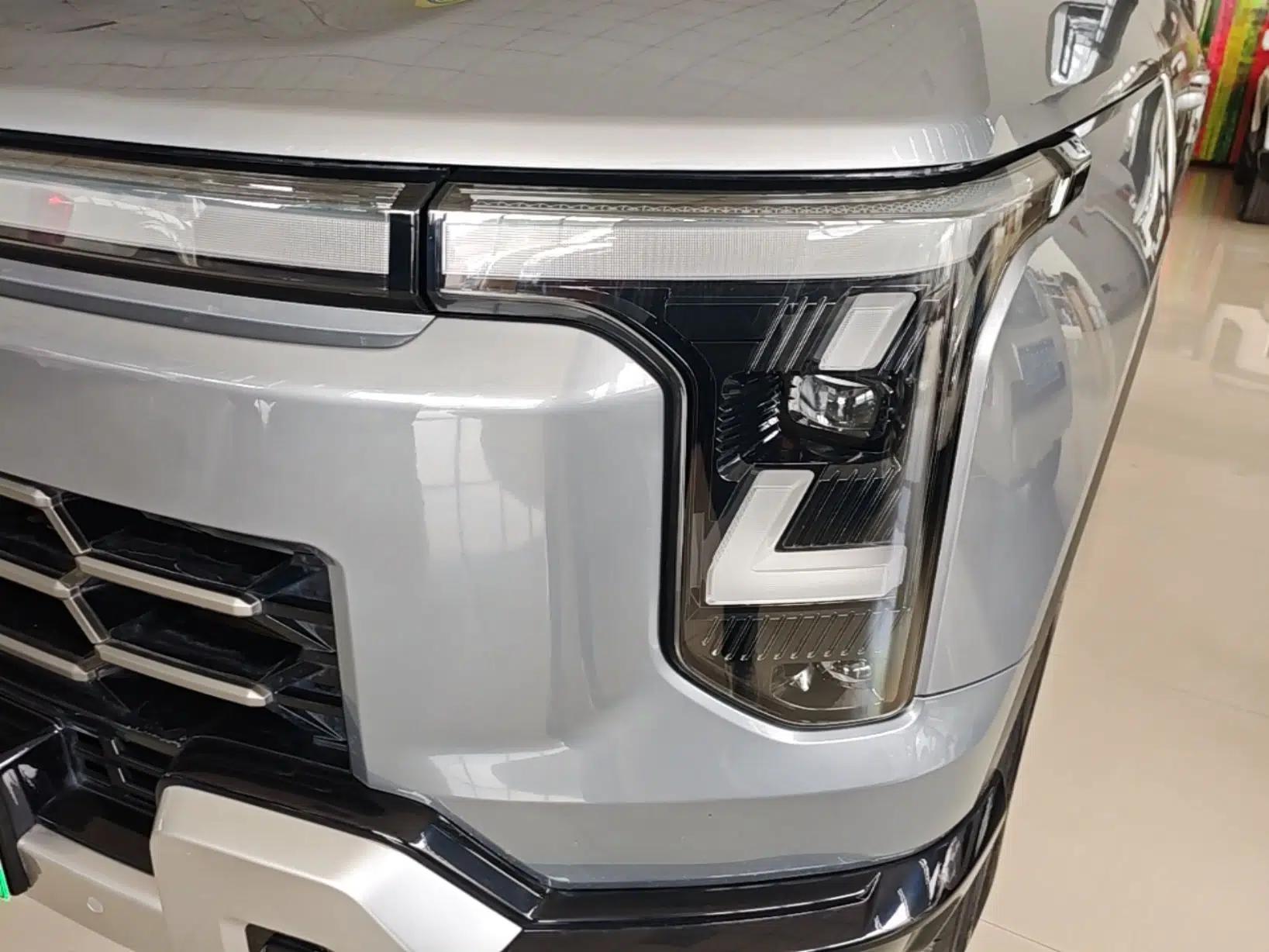 Dongfeng Zhengzhou Nissan Z9 GE PHEV 2025 135KM All-Wheel Drive Deluxe Edition — миниатюра 8