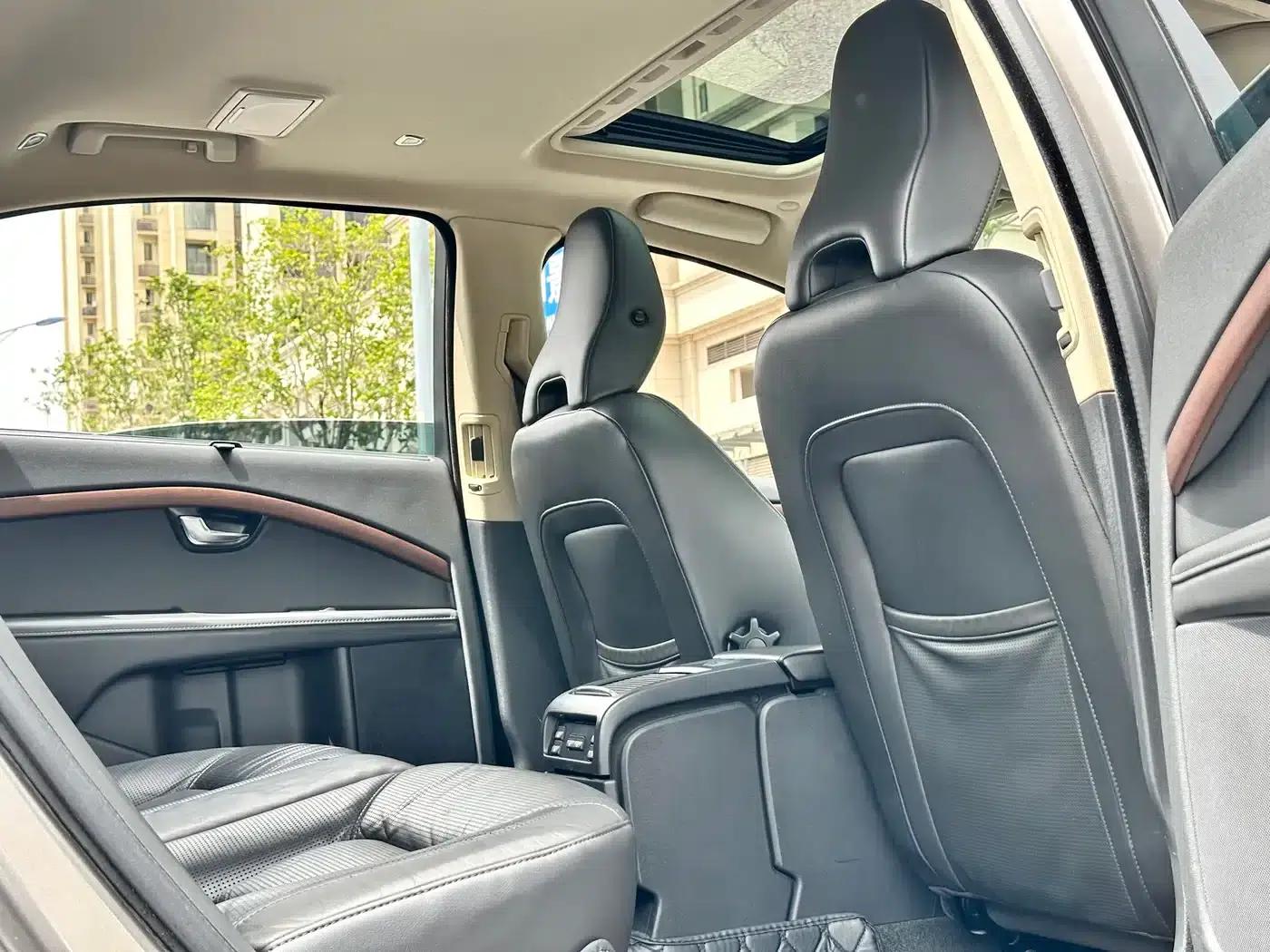 2015 Volvo S80L 2.0T T5 Smart Edition — миниатюра 30