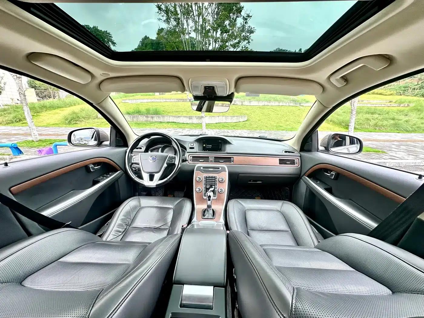 2015 Volvo S80L 2.0T T5 Smart Edition — миниатюра 39