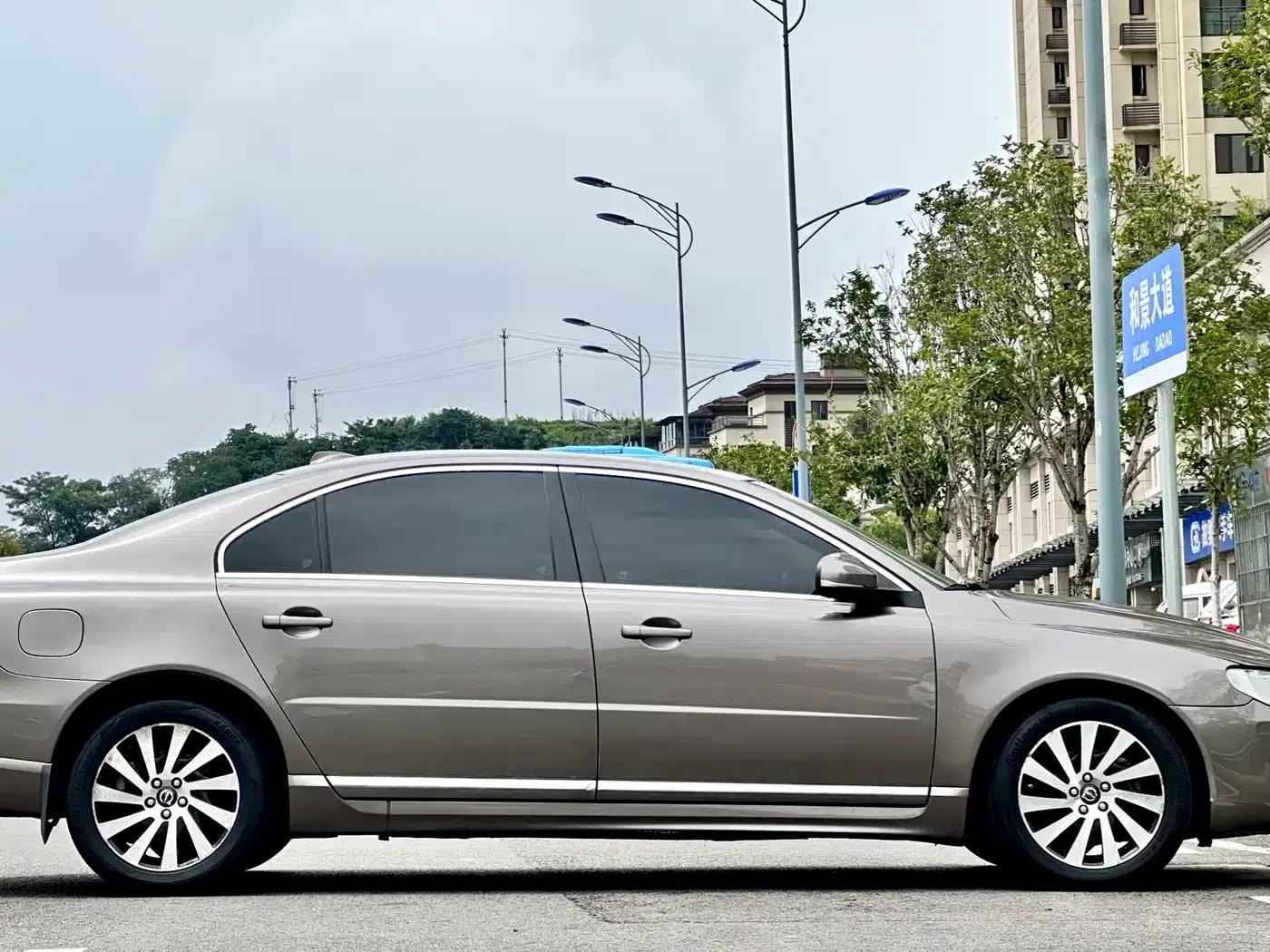 2015 Volvo S80L 2.0T T5 Smart Edition — миниатюра 10