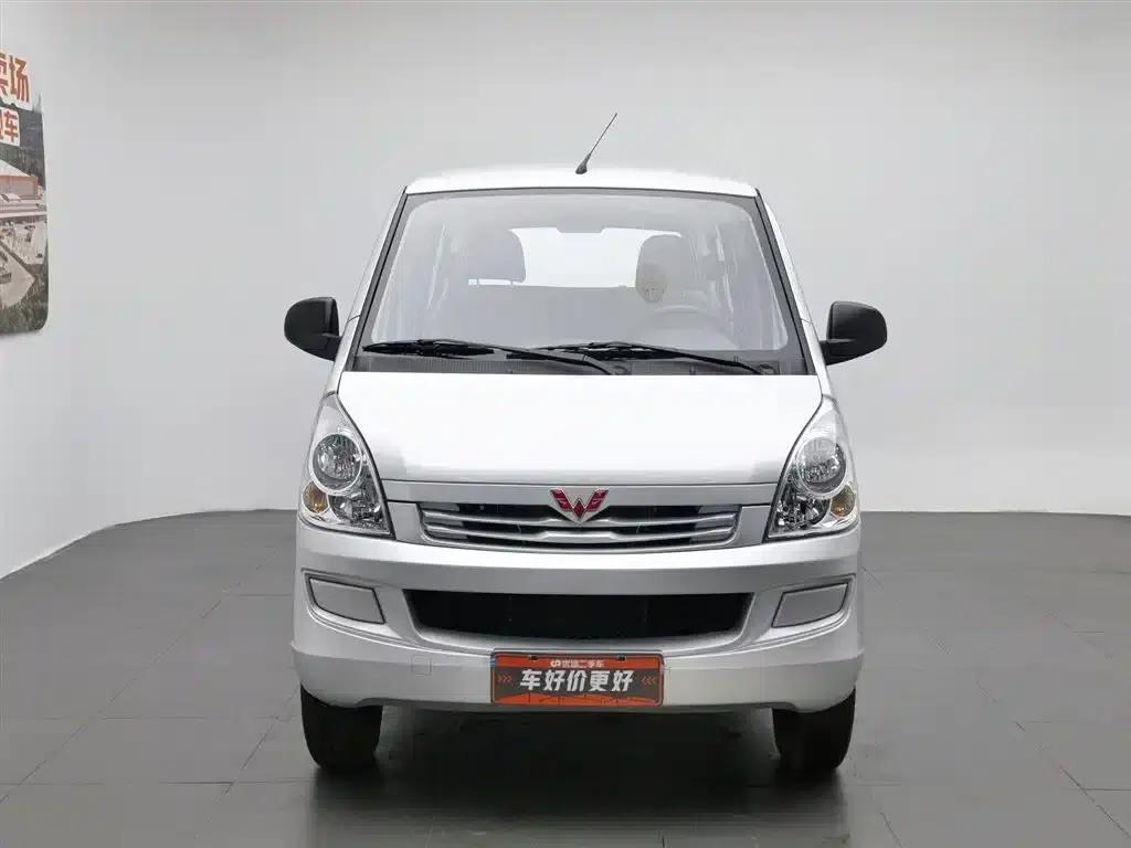 Wuling Rongguang S 2023 1.5L Basic Model 5/7 Seats — миниатюра 3