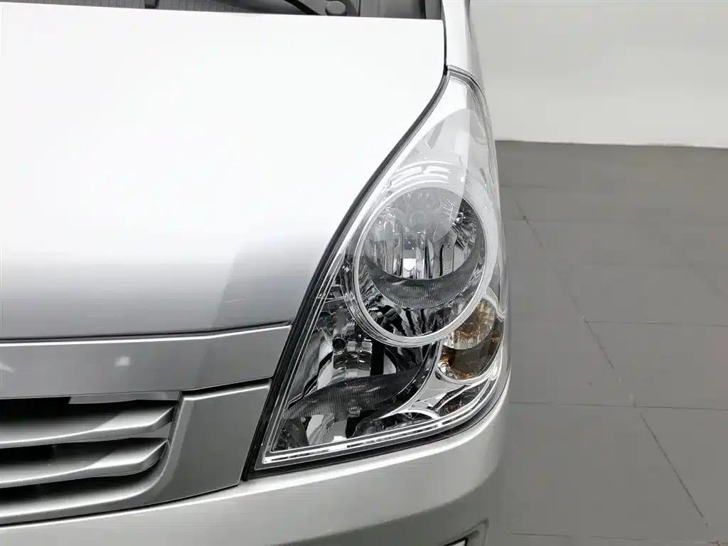 Wuling Rongguang S 2023 1.5L Basic Model 5/7 Seats — миниатюра 7