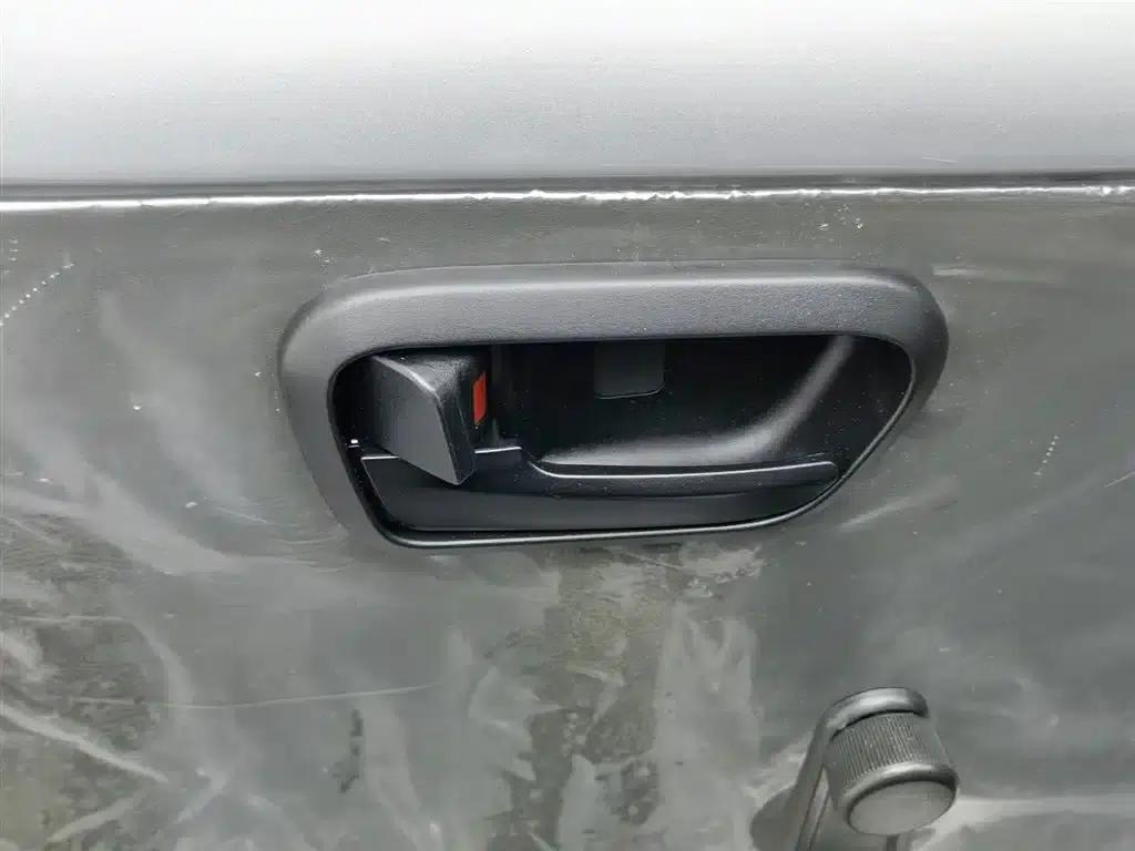 Wuling Rongguang S 2023 1.5L Basic Model 5/7 Seats — миниатюра 9