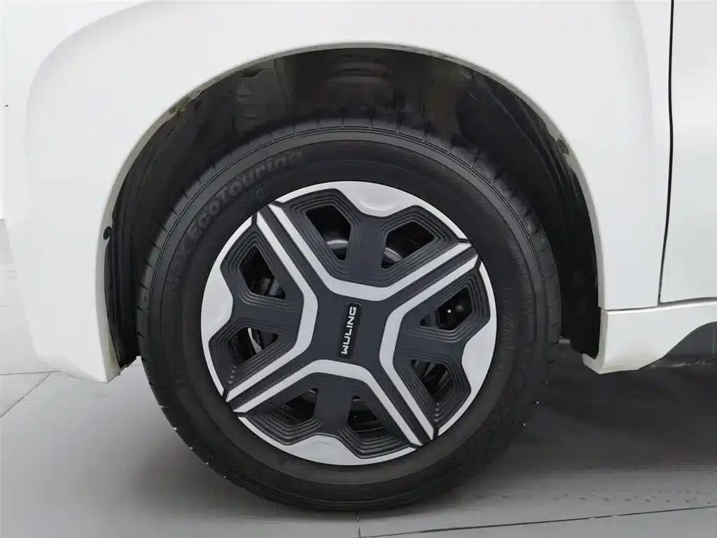 Wuling NanoEV 2021 Fun Edition - High Power Version — миниатюра 17