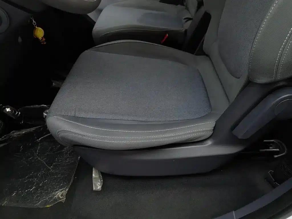 Wuling NanoEV 2021 Fun Edition - High Power Version — миниатюра 20