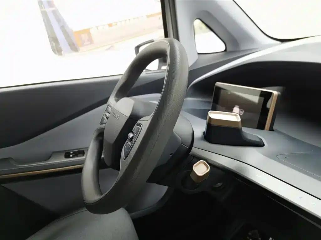 Wuling NanoEV 2021 Fun Edition - High Power Version — миниатюра 22