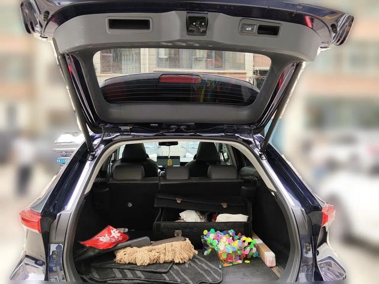 Toyota Harrier 2022 Dual-Engine 2.5L CVT Two-Wheel Drive Luxury Edition — миниатюра 19