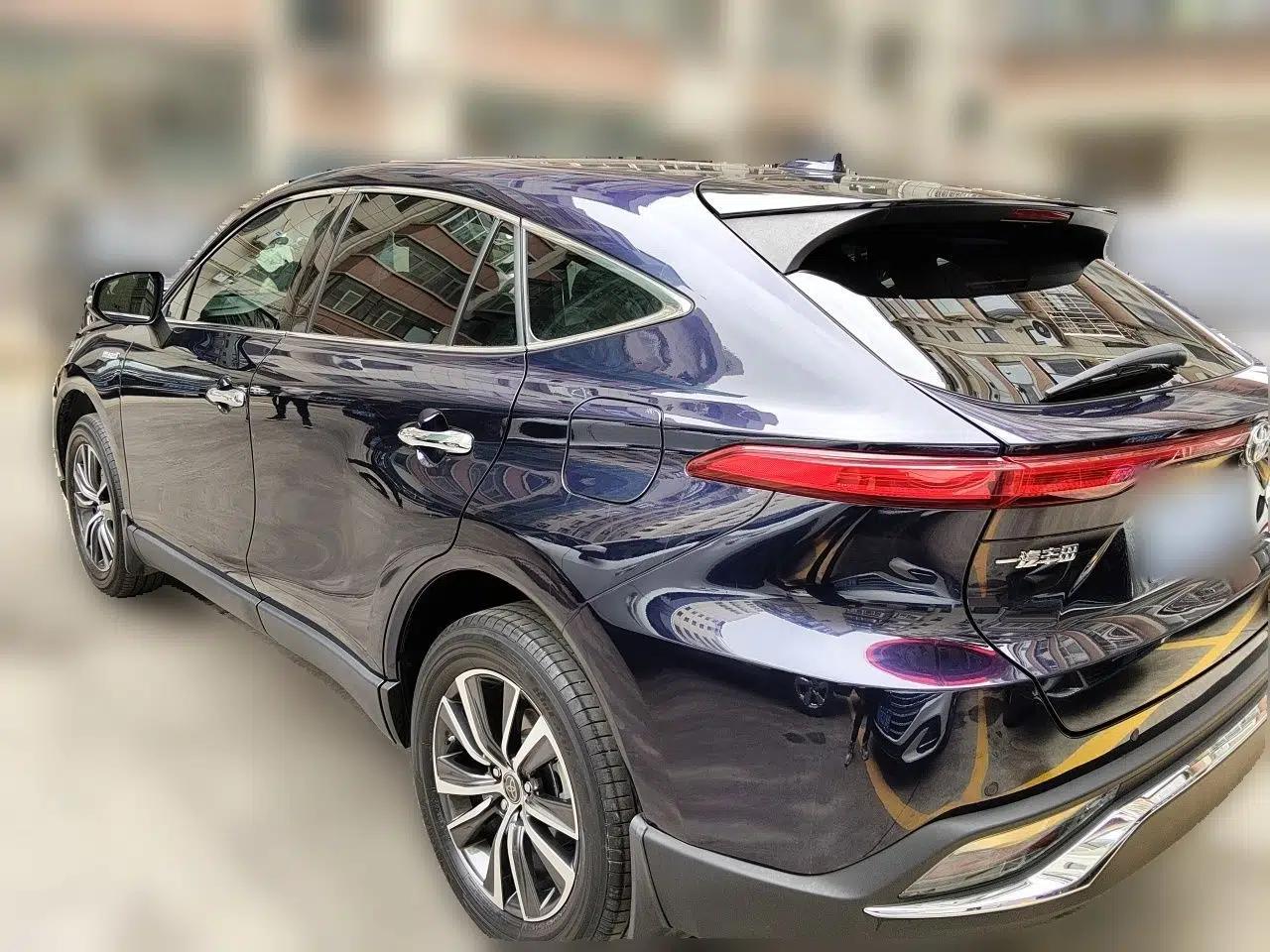 Toyota Harrier 2022 Dual-Engine 2.5L CVT Two-Wheel Drive Luxury Edition — миниатюра 4