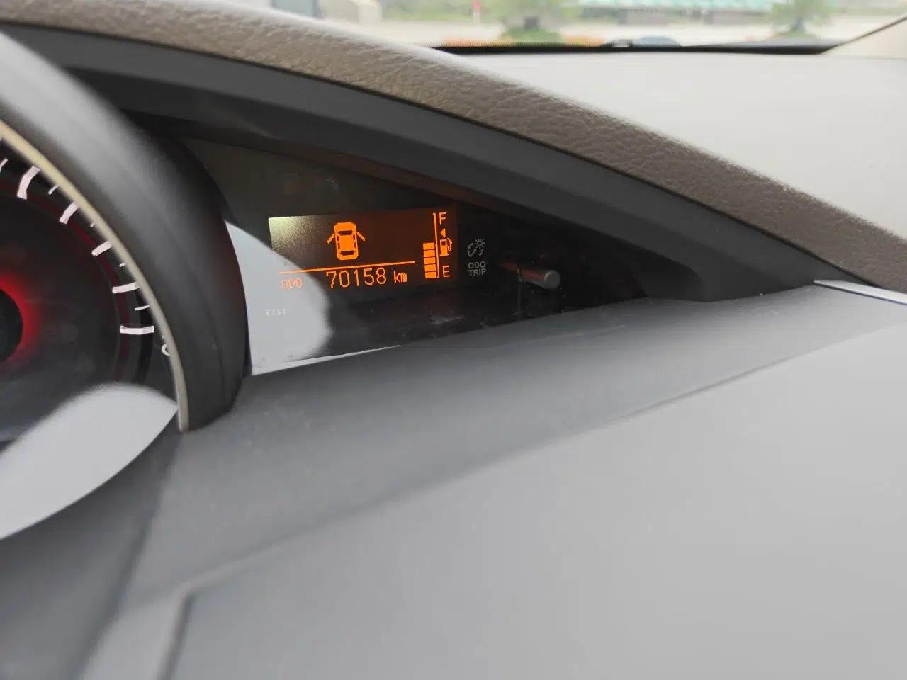 Toyota Verso 2011 180E CVT Elite Edition — миниатюра 12