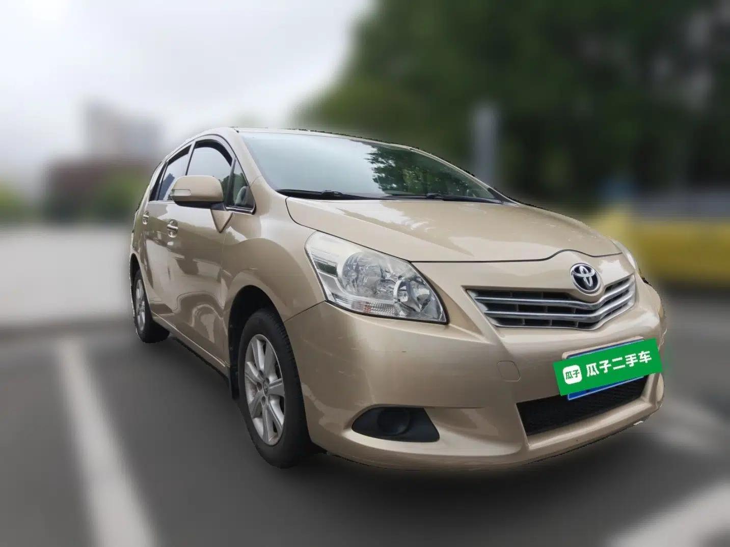 Toyota Verso 2011 180E CVT Elite Edition — миниатюра 3