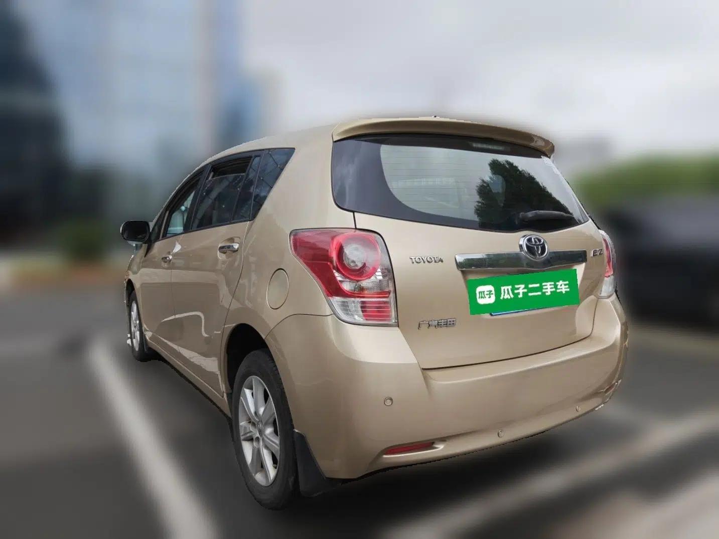 Toyota Verso 2011 180E CVT Elite Edition — миниатюра 4