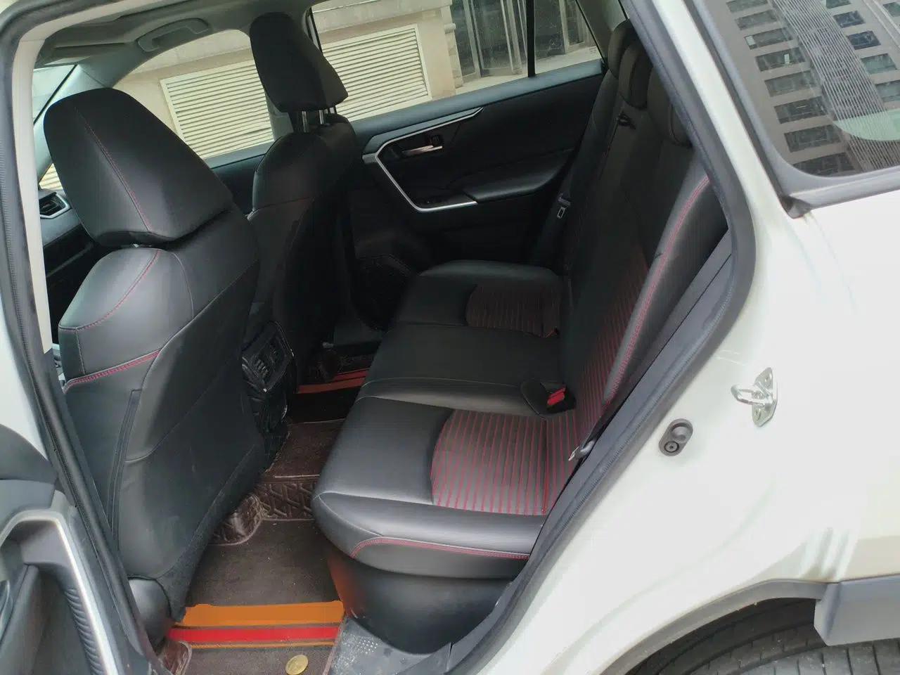 Toyota RAV4 Rongfang Plug-in Hybrid 2021 2.5L Two-Wheel Drive Elite Pro — миниатюра 17