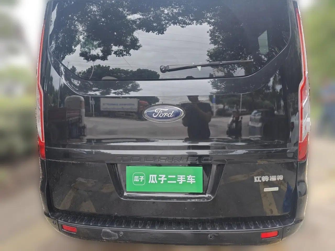 Ford Tourneo Custom 2020 2.0T Automatic Elite Edition China VI Standard — миниатюра 5