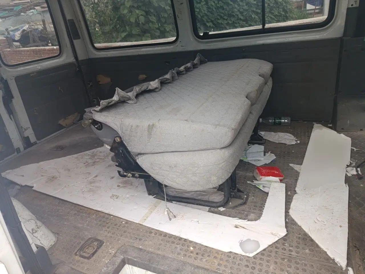Ford Classic Transit 2013 2.8T Facelifted Diesel Van - Short Wheelbase Mid-Roof Model JX493ZLQ4 — миниатюра 17